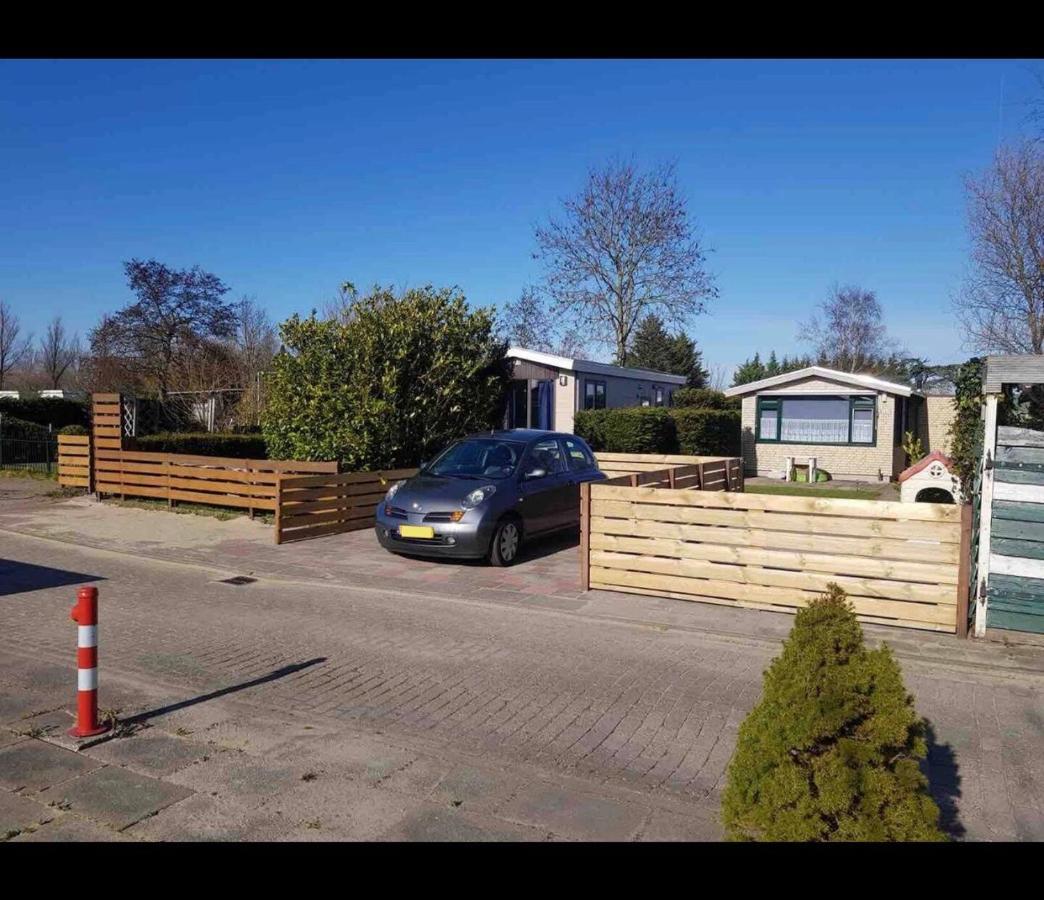 Cozy Chalet In Opmeer Near Amsterdam And Beach エクステリア 写真